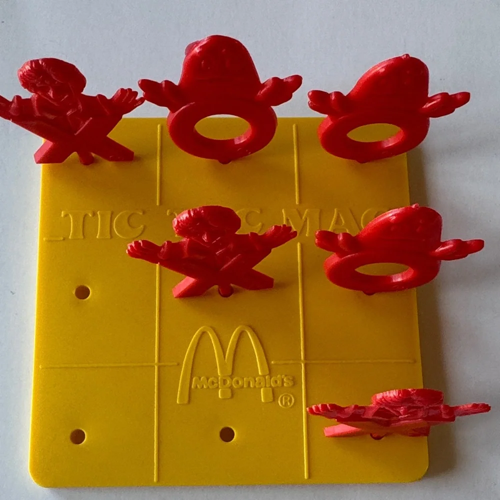 McDonald's 1981 Ronald and Grimace Happy Meal Tic-Tac-Toe